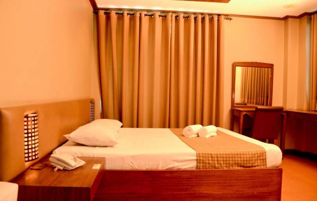 The Orange Place Hotel - San Juan San Juan  Room photo